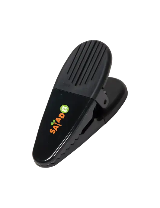 Magnetic Black Power Clip w/Salad And Go Logo